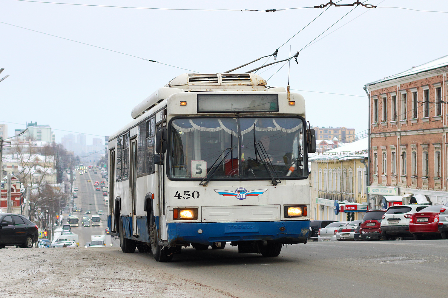 Киров, БТЗ-52764Р № 450