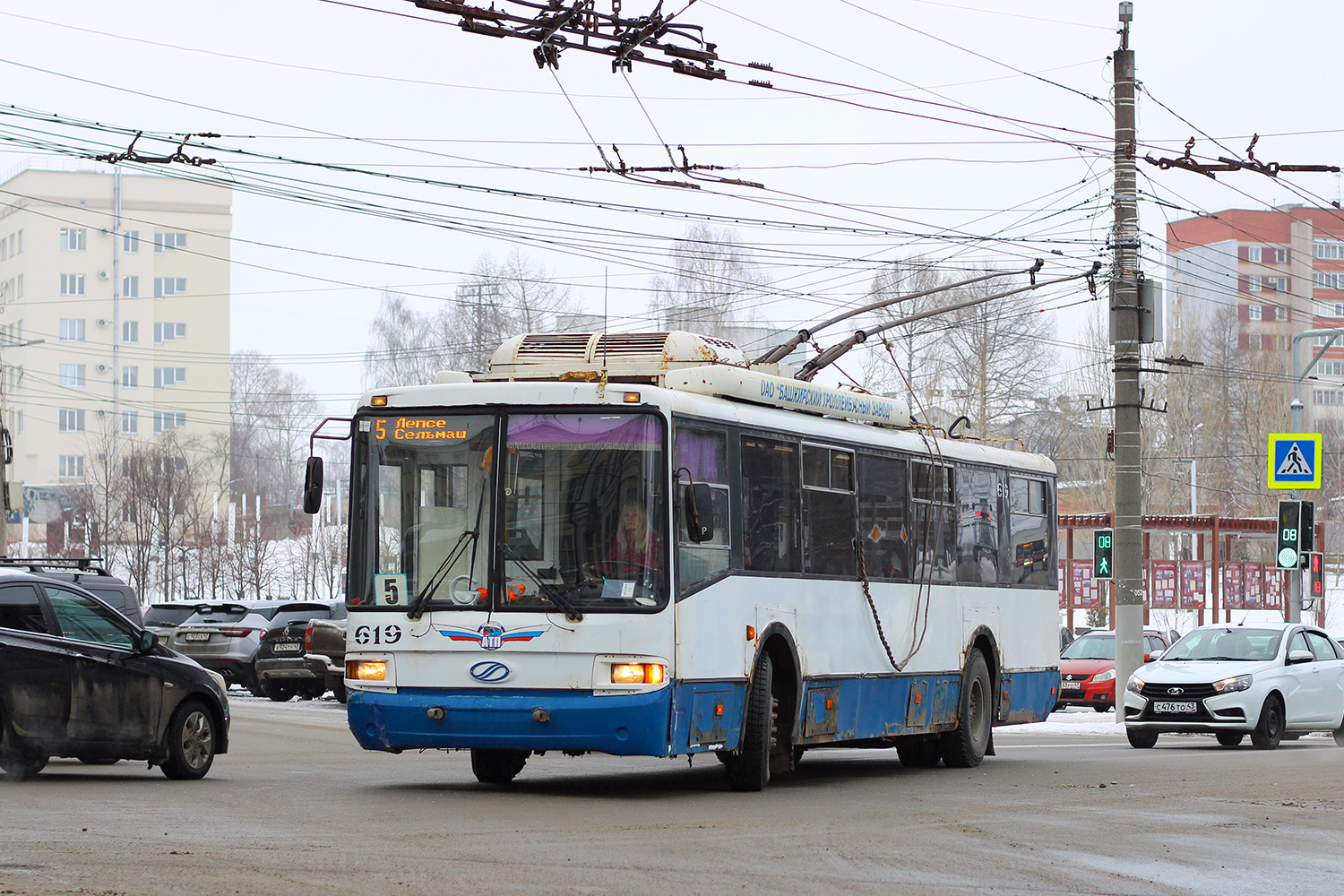 Киров, БТЗ-52768Р № 619