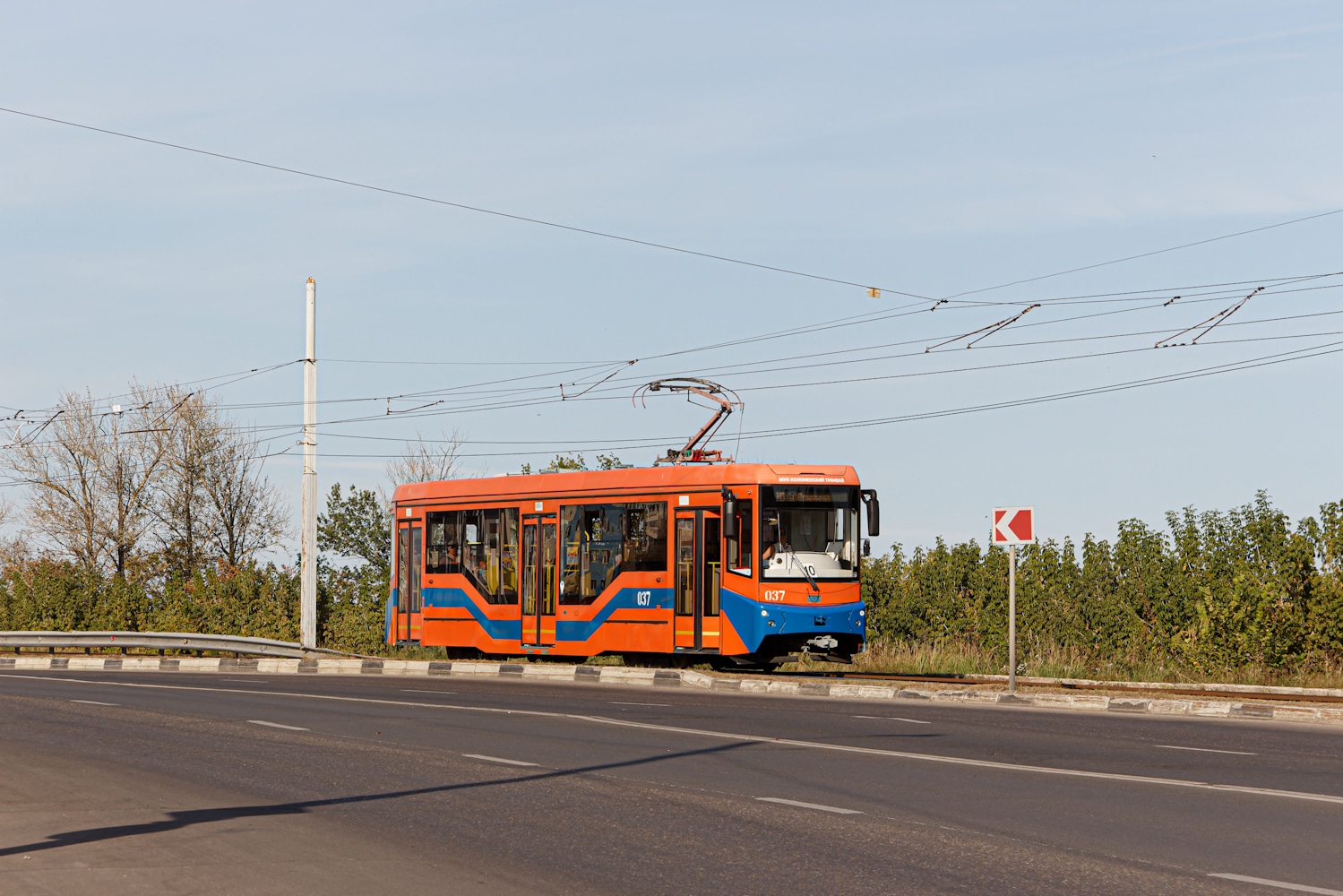 Коломна, 71-407-01 № 037