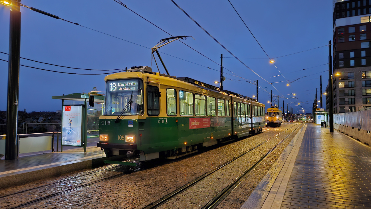 Хельсинки — Эспоо, Valmet MLNRV2 № 105