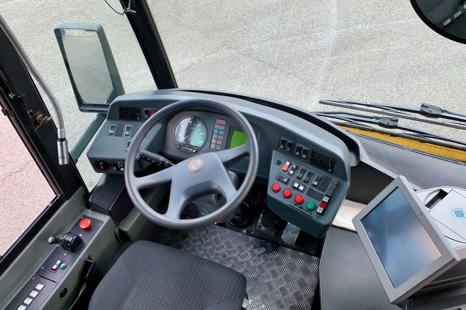 Золинген, Van Hool AG 300T № 255