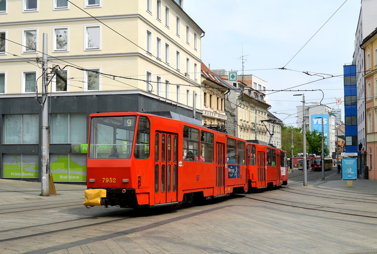 Братислава, Tatra T6A5 № 7932
