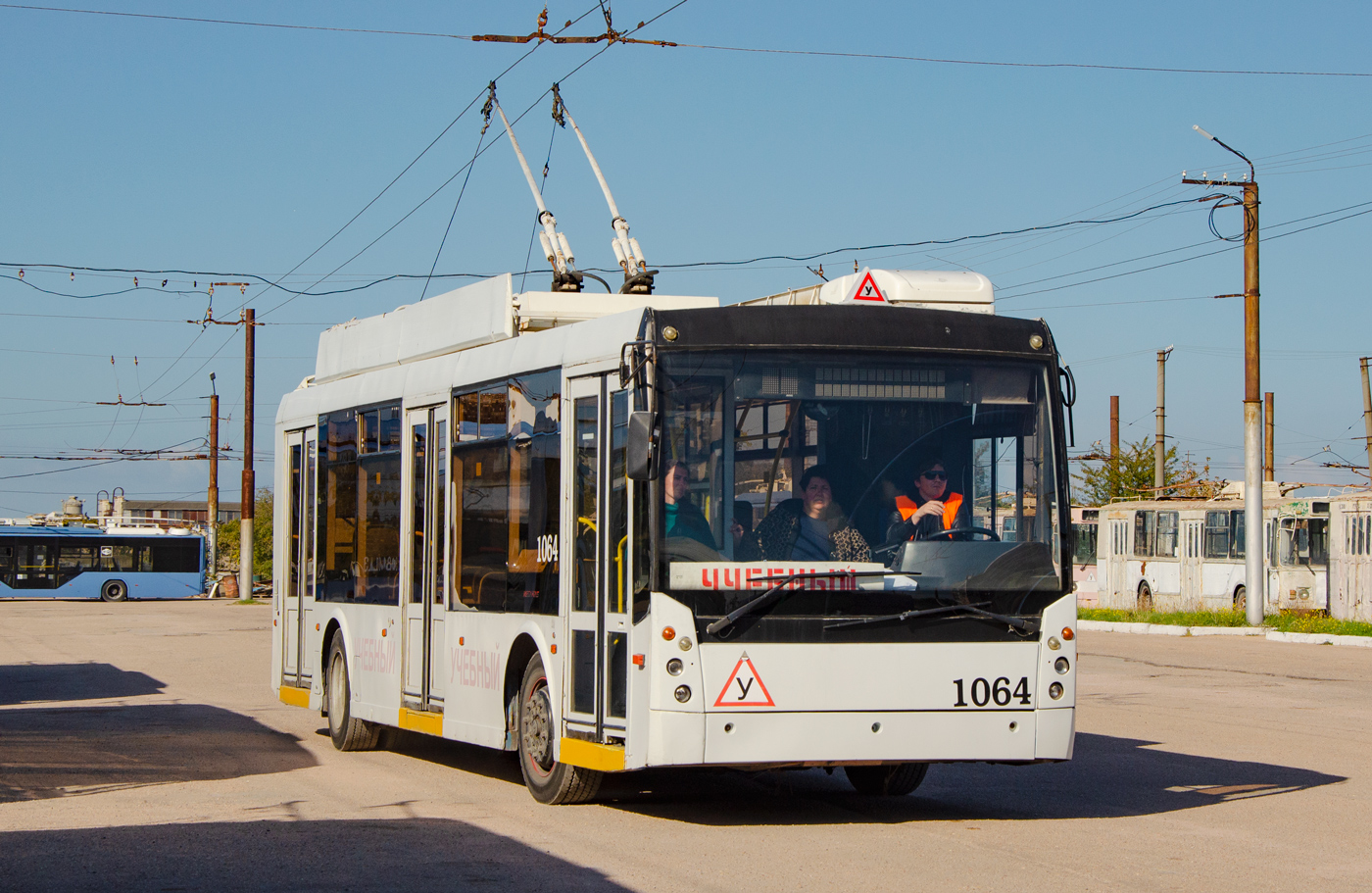 Sewastopol, Trolza-5265.00 “Megapolis” Nr 1064