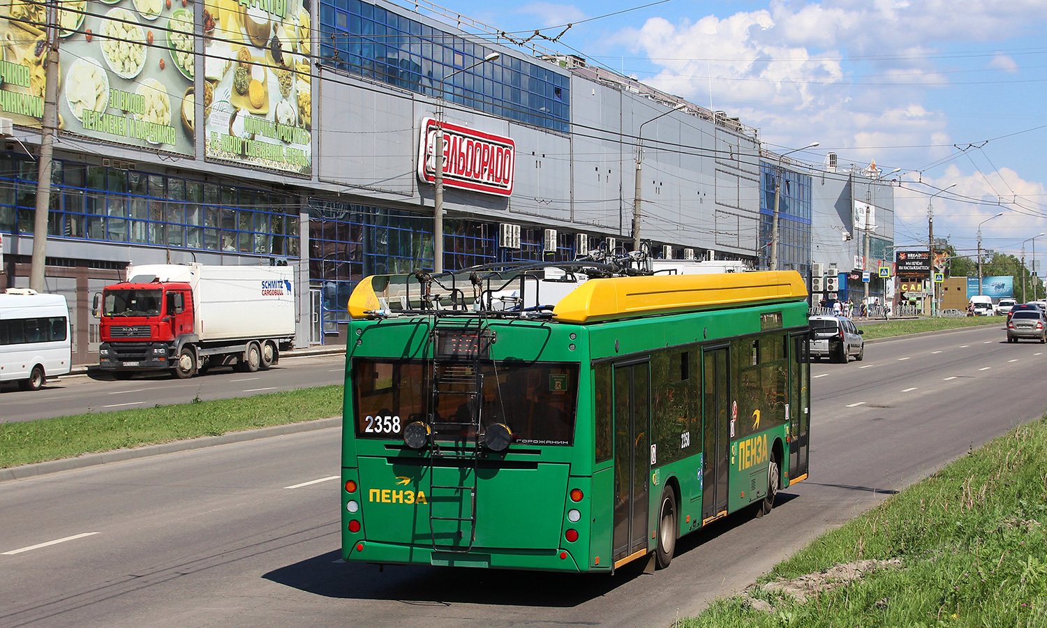 Пенза, УТТЗ-6241.01 «Горожанин» № 2358