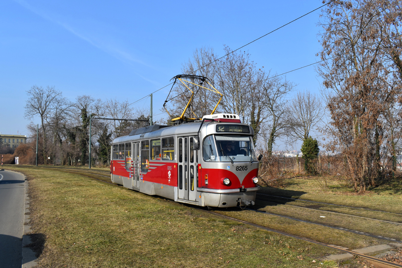 Praha, Tatra T3R.PLF č. 8265