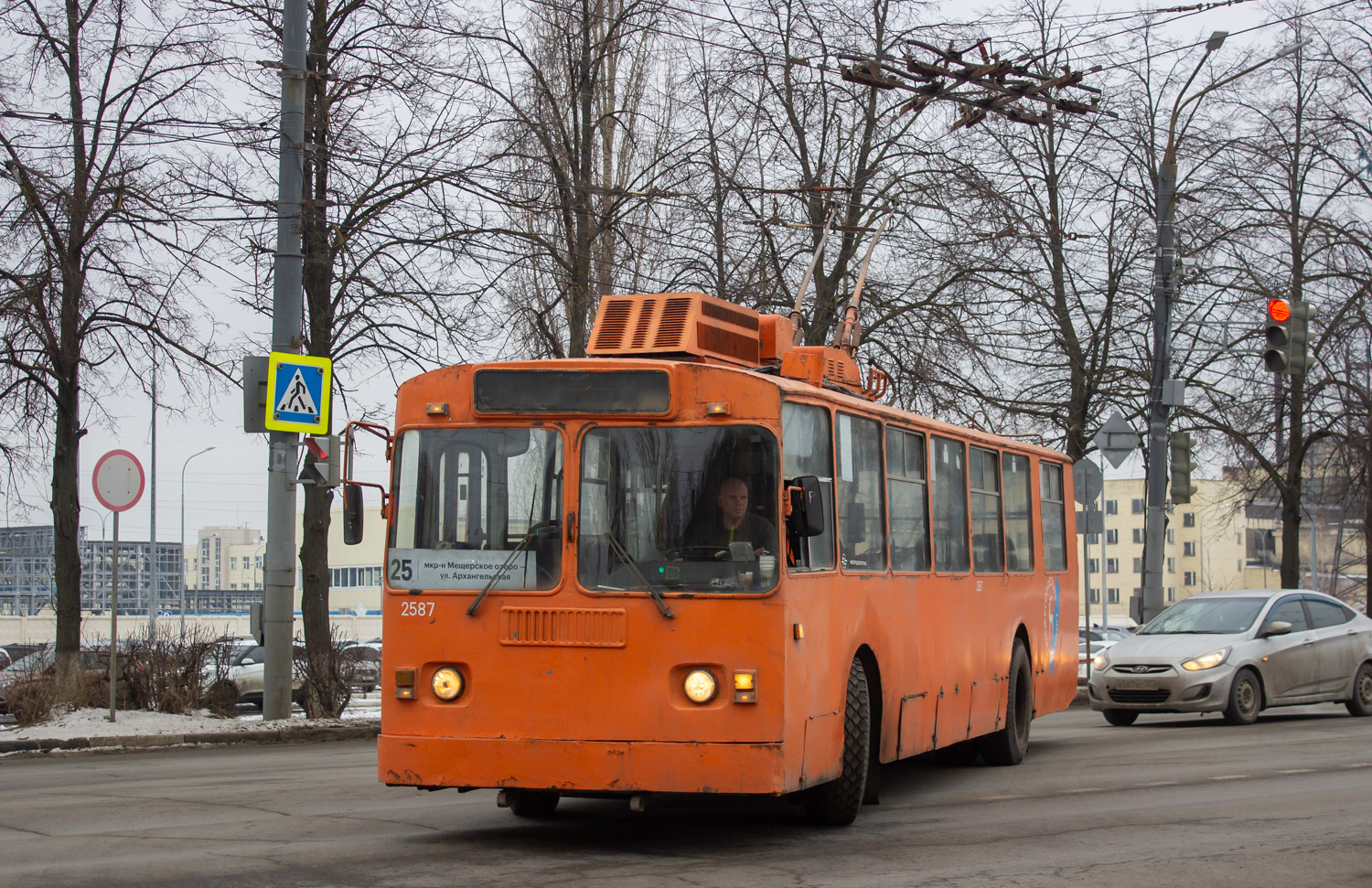 Нижній Новгород, Нижтролл (ЗиУ-682Г) № 2587