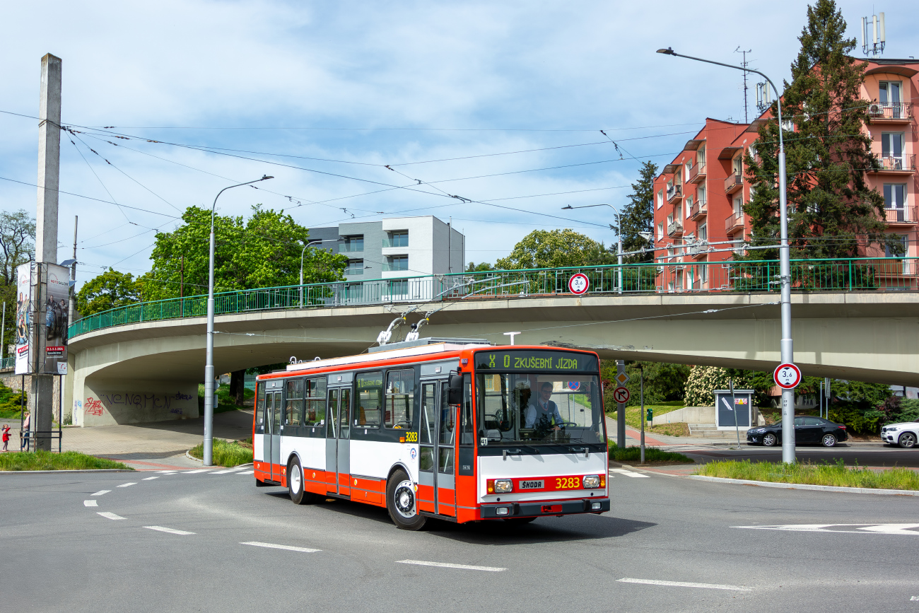 Брно, Škoda 14Tr17/6M № 3283