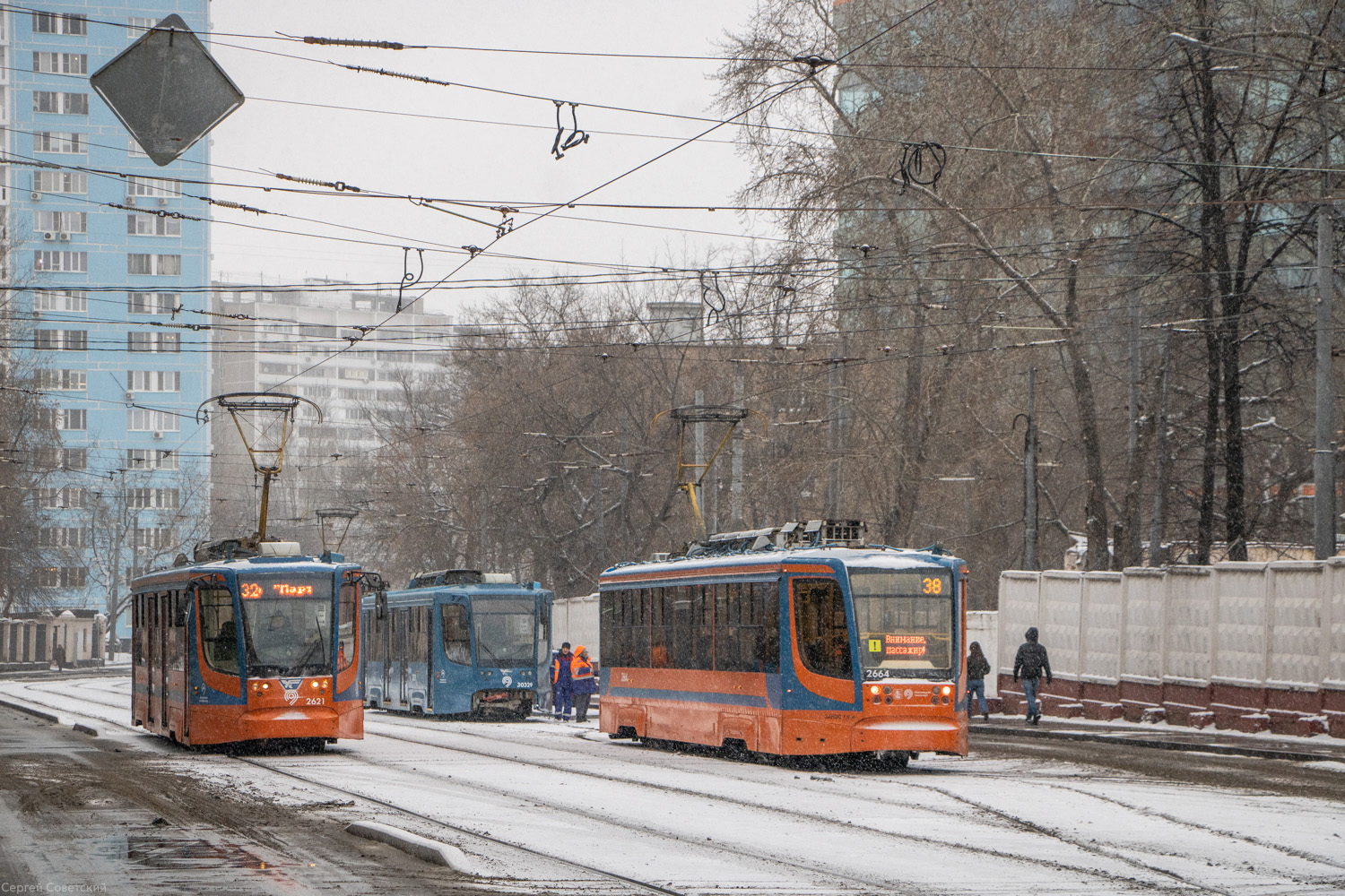 Moskva, 71-623-02 č. 2621; Moskva, 71-623-02 č. 2664