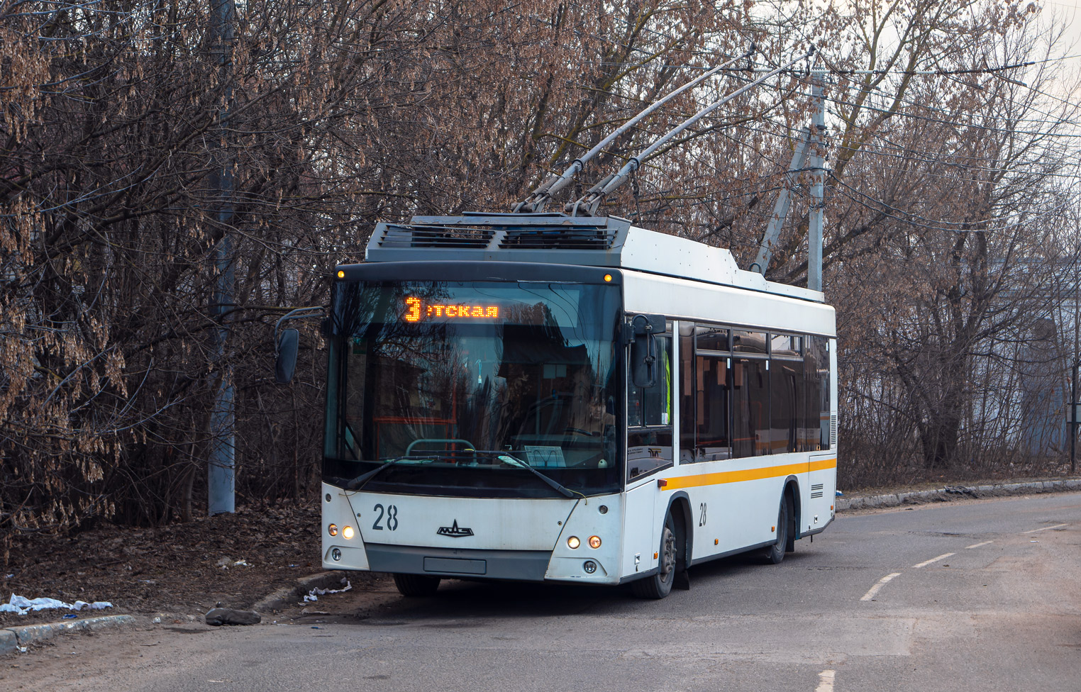 Vidnoye, MAZ-206T — 28