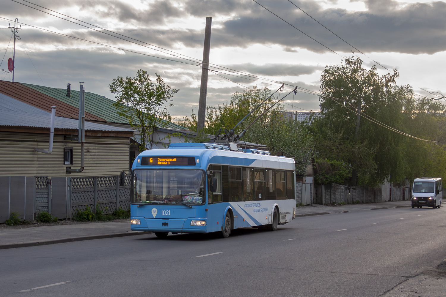 Пенза, БКМ 321 № 1021