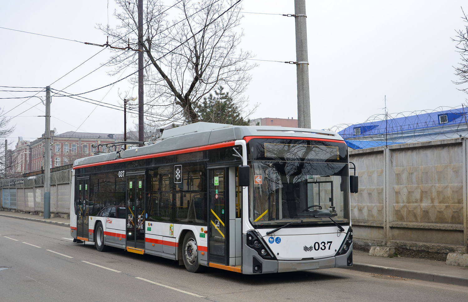 Краснодар, БКМ 32100D «Ольгерд» № 037