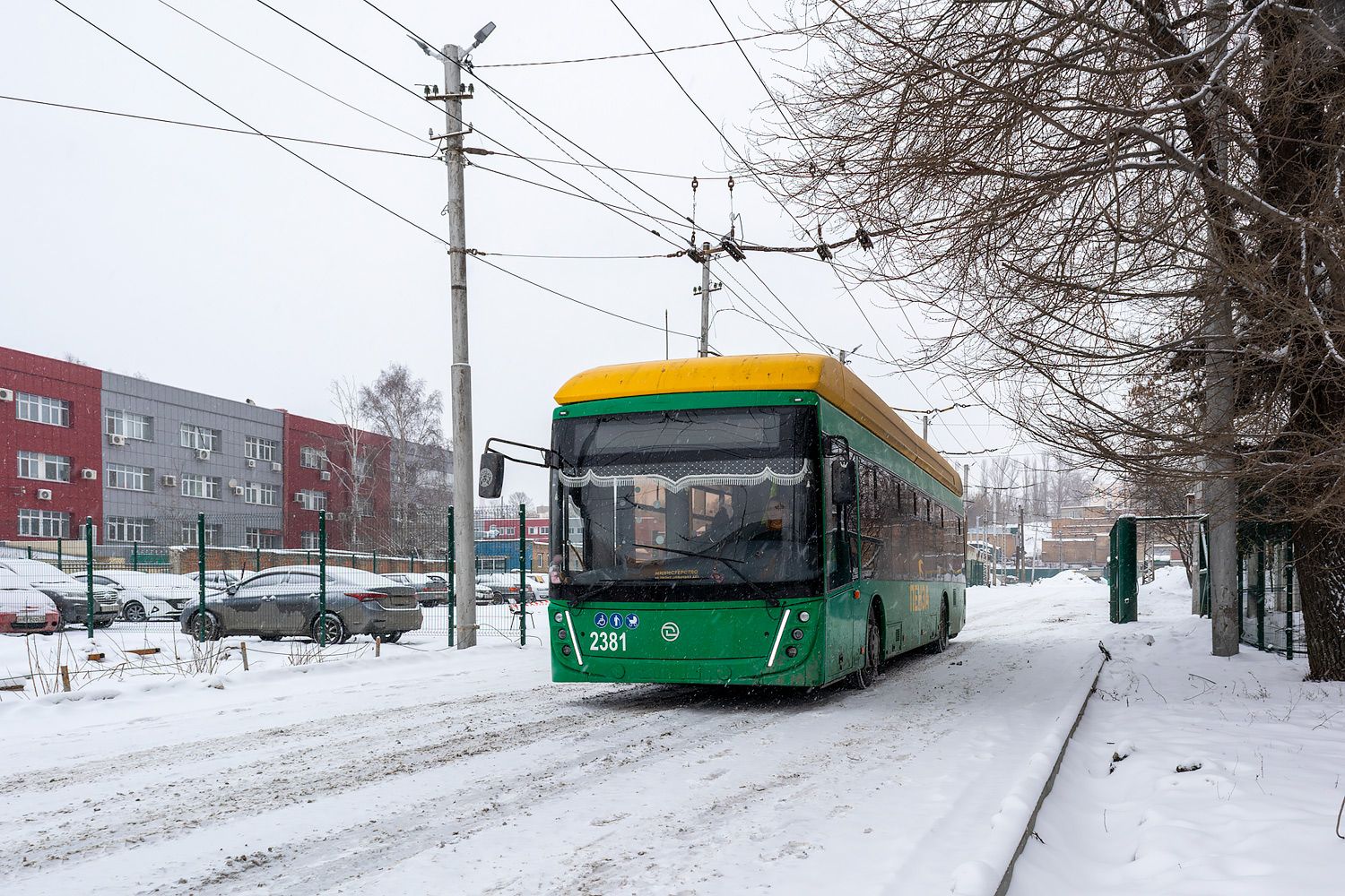 Пенза, УТТЗ-6241.01 «Горожанин» № 2381