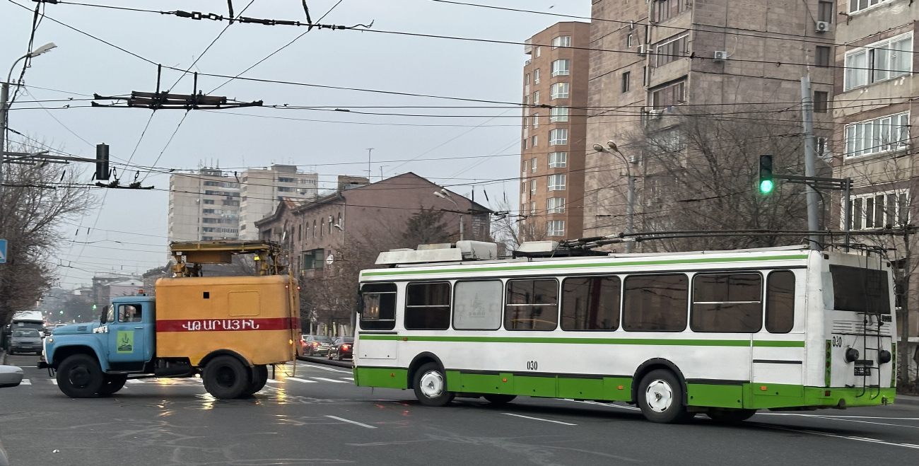 Ереван, ЛиАЗ-5280 (ВЗТМ) № 030