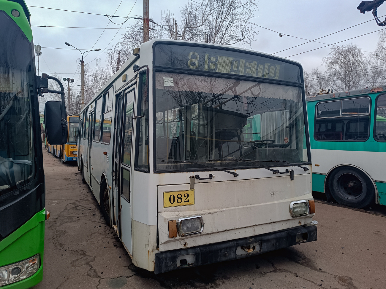 Житомир, Škoda 14Tr17/6M № 082
