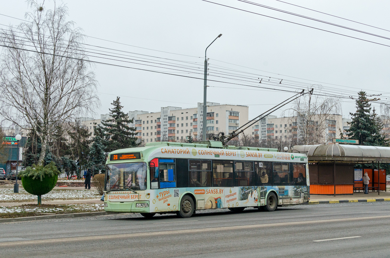Гомель, БКМ 32102 № 1821