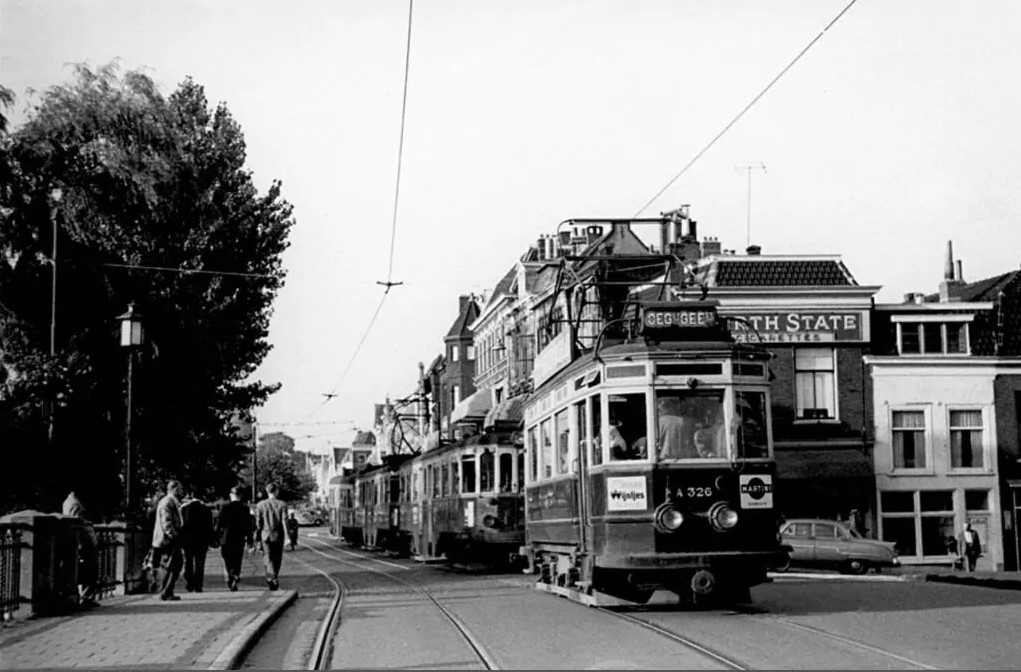 Лейден – Гауда – Алфен-ан-де-Рейн, Двухосный моторный Beijnes № А326