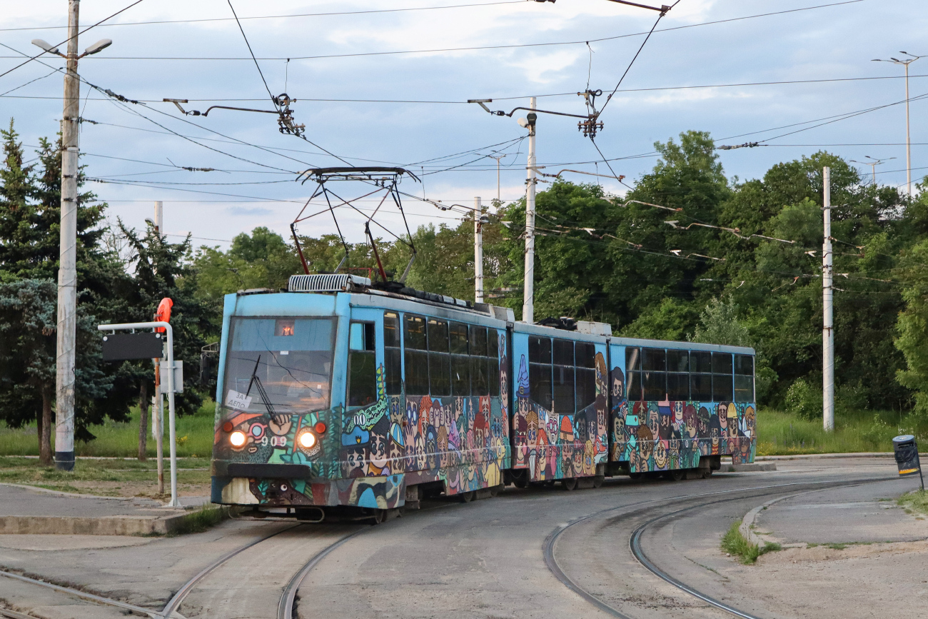 Sofia, T8M-900 F Br. 909