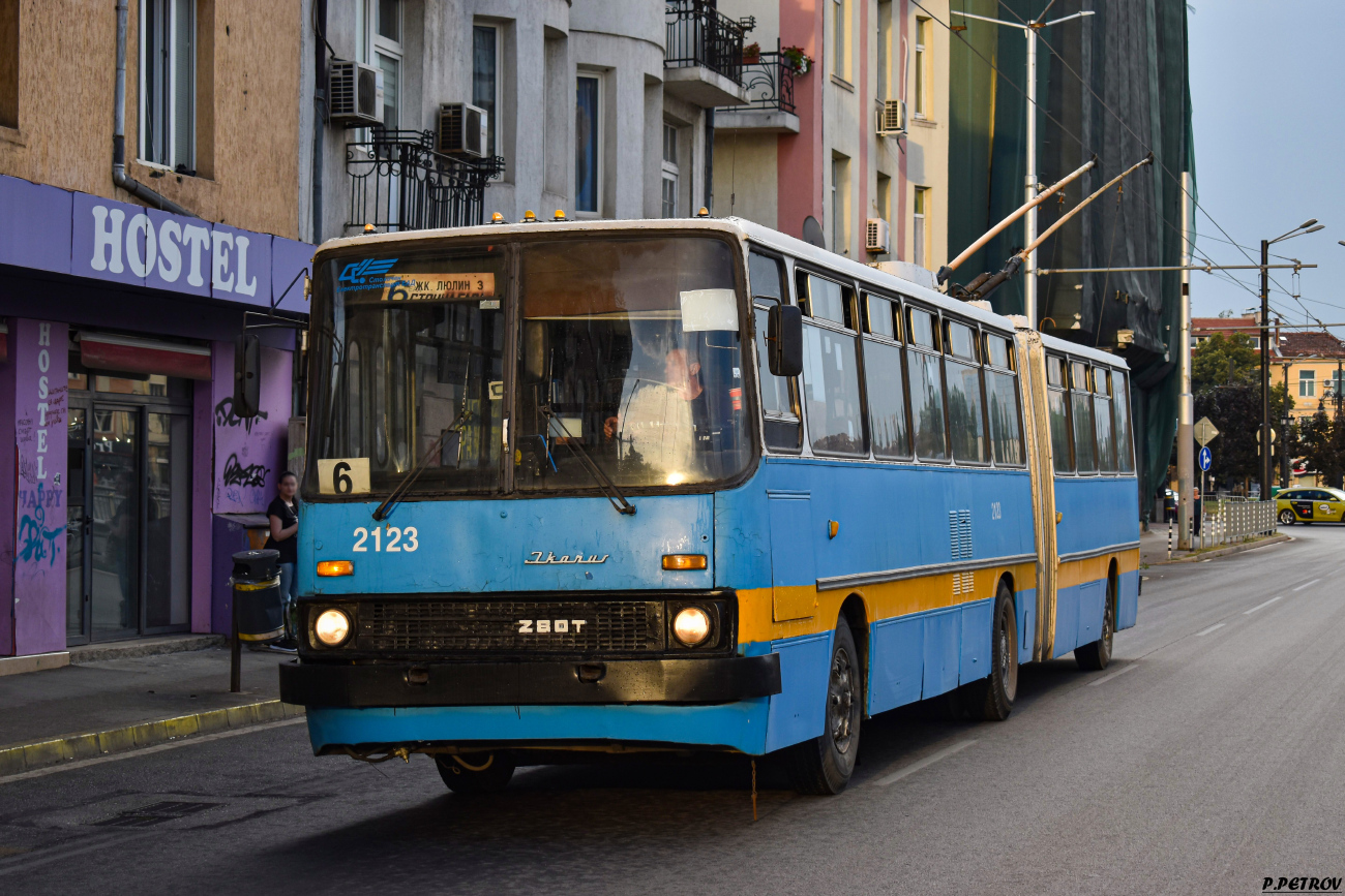 София, Ikarus 280.92 № 2123