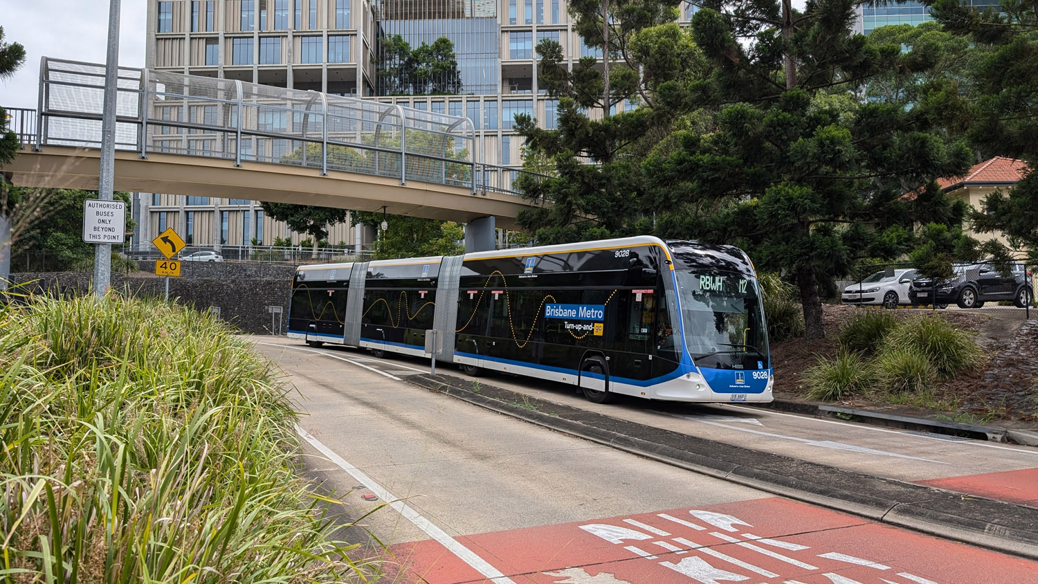 Брисбен, Hess lighTram 25 TOSA № 9028