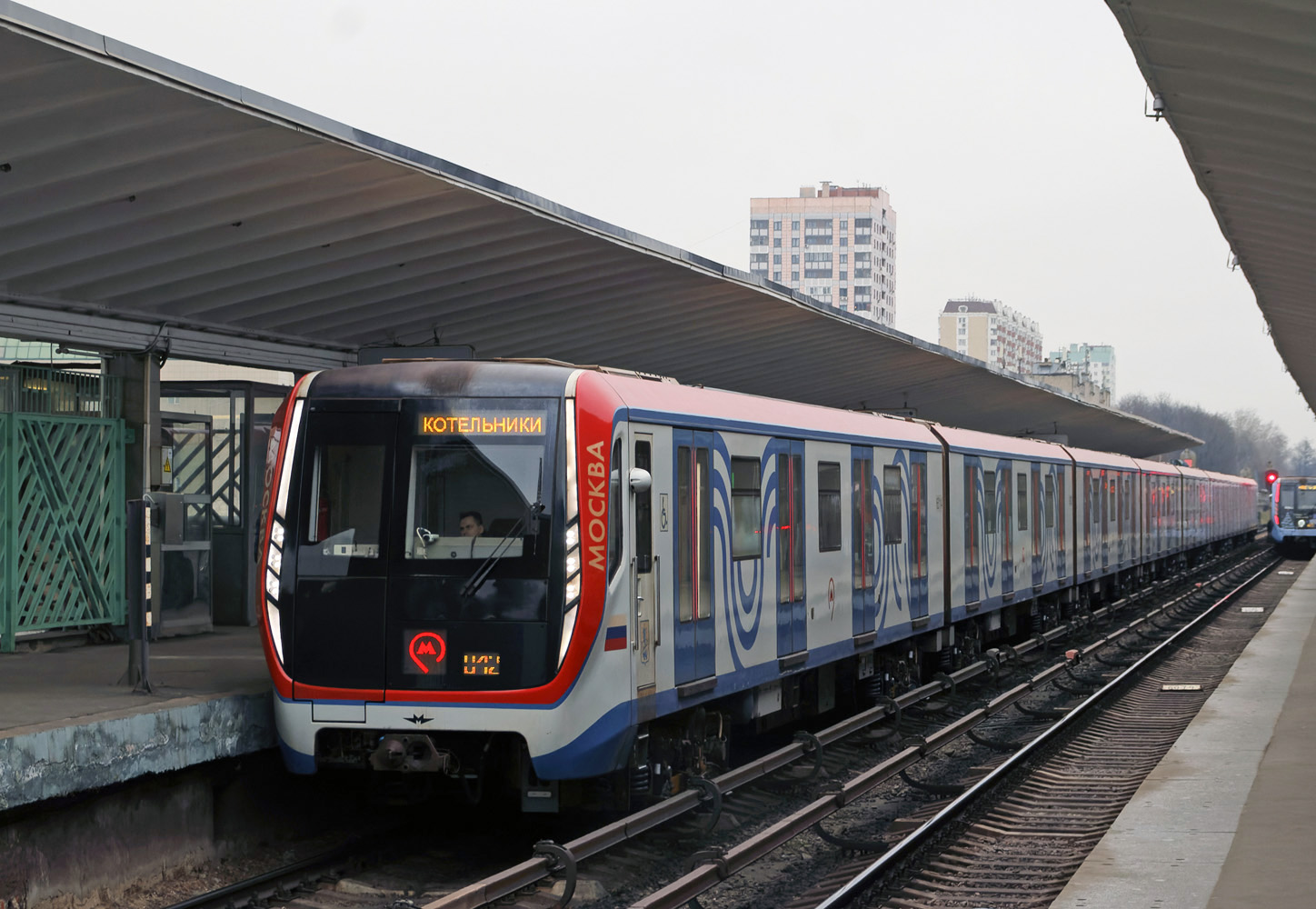 Москва — Метрополитен — Подвижной состав — 81-765/766/767 «Москва» и модификации Москва — Метрополитен — Подвижной состав — 81-765/766/767 «Москва» и модификации