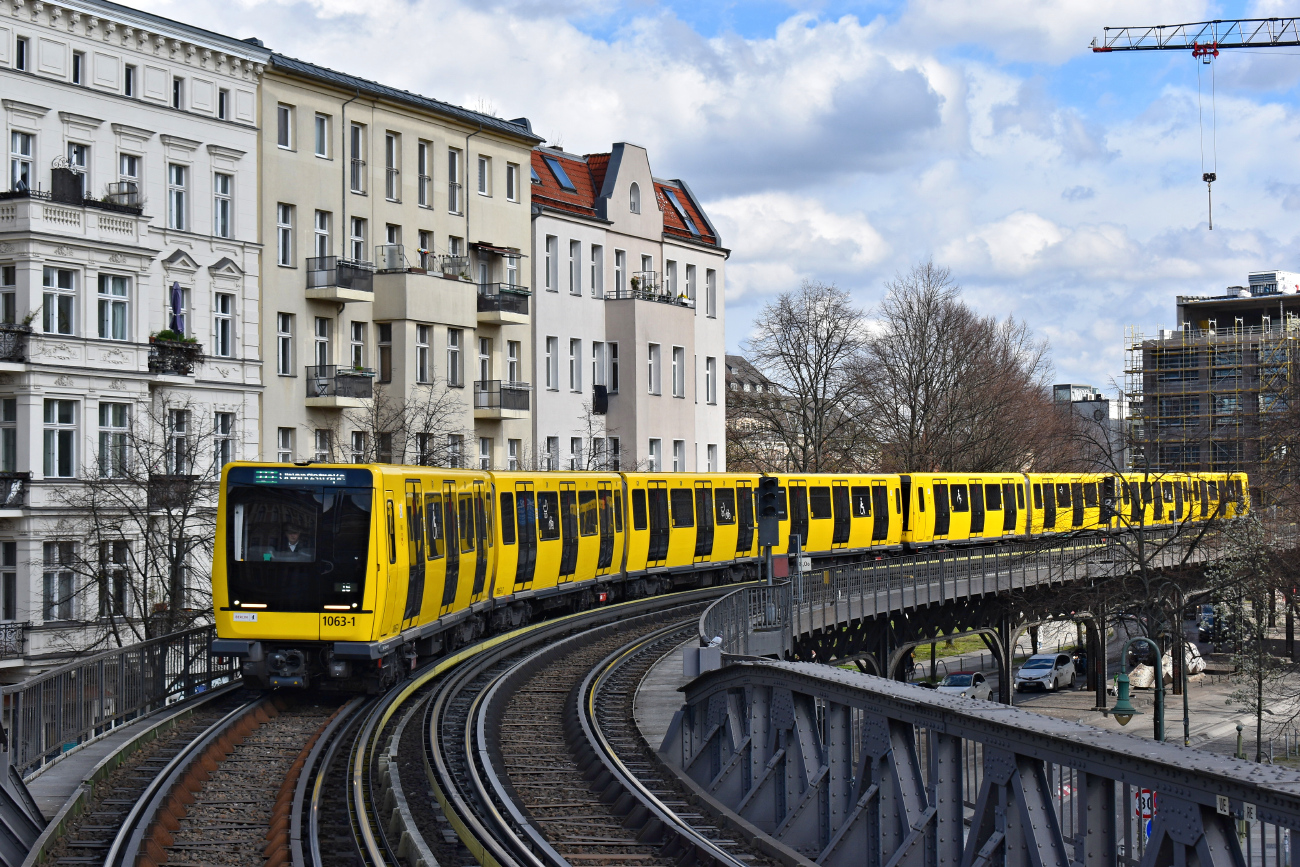 Berlin, BVG IK18 Br. 1063-1