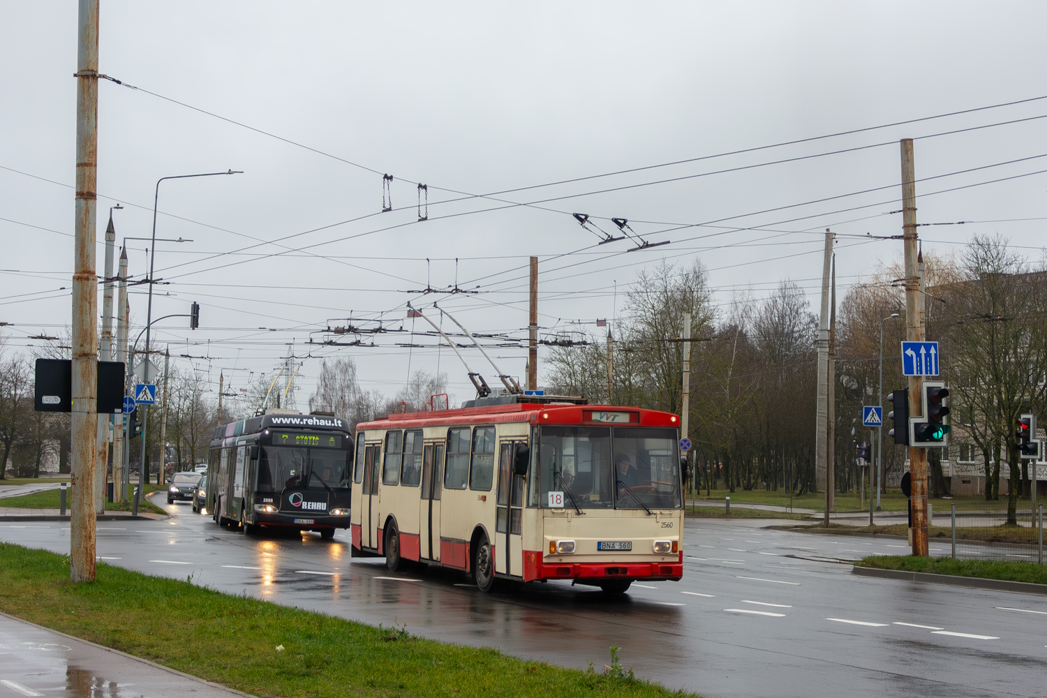 Vilnius, Škoda 14Tr11/6 Nr. 2560