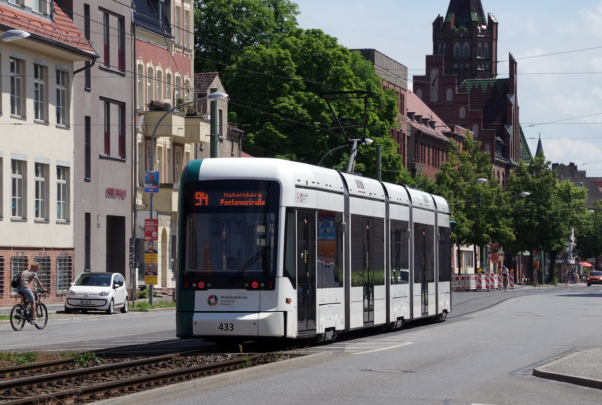 Потсдам, Stadler Variobahn № 433