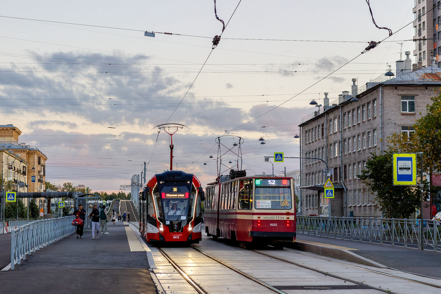 Санкт-Петербург, 71-931М «Витязь-М» № 8972; Санкт-Петербург, ЛВС-86К № 8202