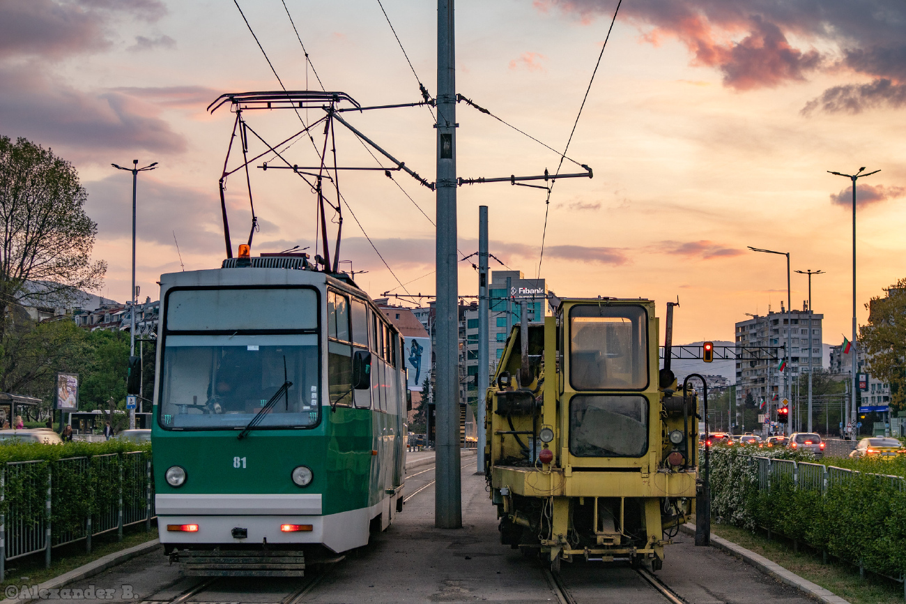 София, Т4М-81 № 81; София, Plasser & Theurer Beaver 4-73 № РТ