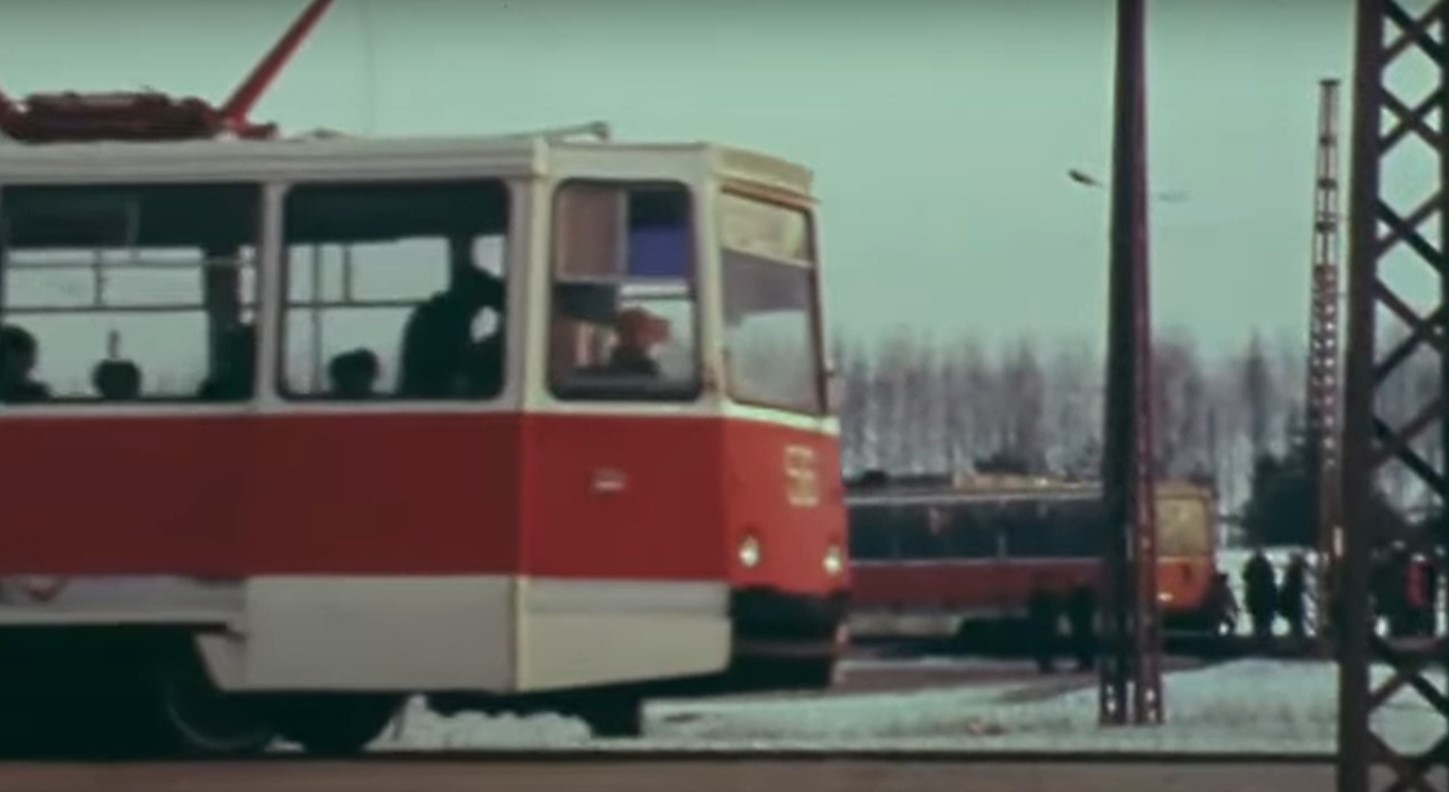 Stary Oskol, 71-605 (KTM-5M3) Nr 56; Stary Oskol — Platforms; Stary Oskol — Retro photos [1976-2003]