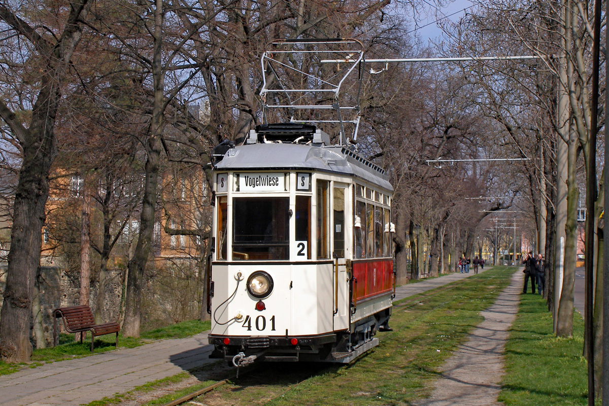 Halle, Lindner/SSW 2-axle motor car № 401