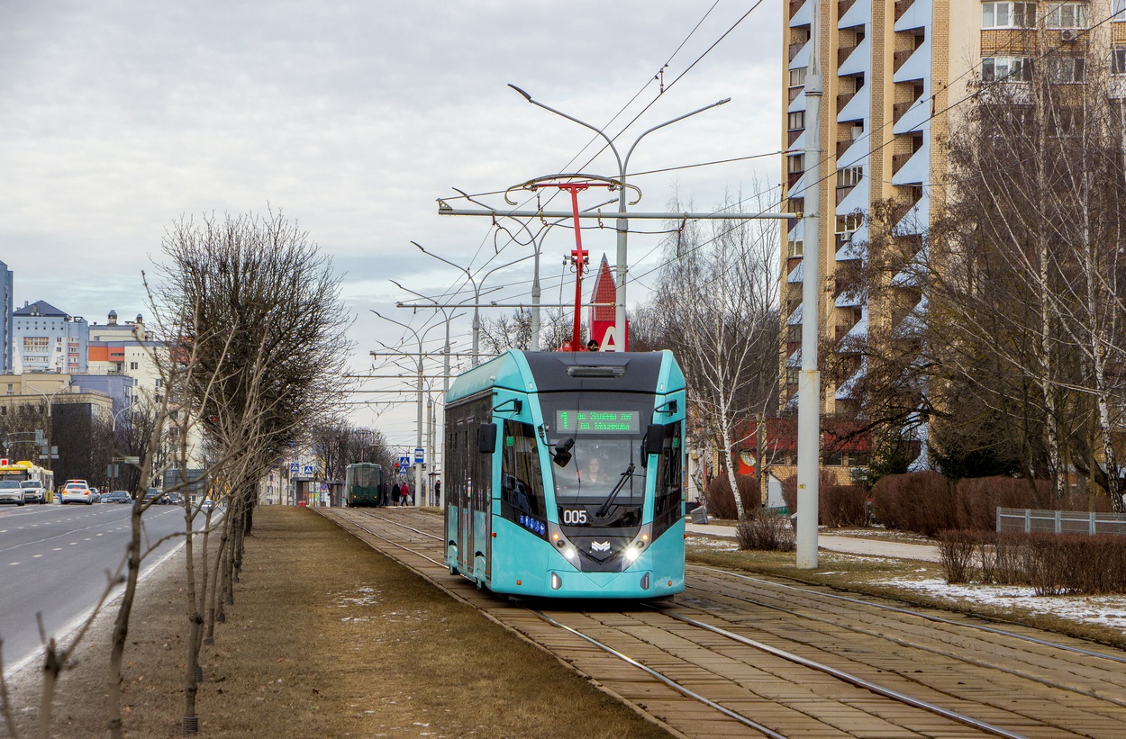 Минск, БКМ Т811 № 005