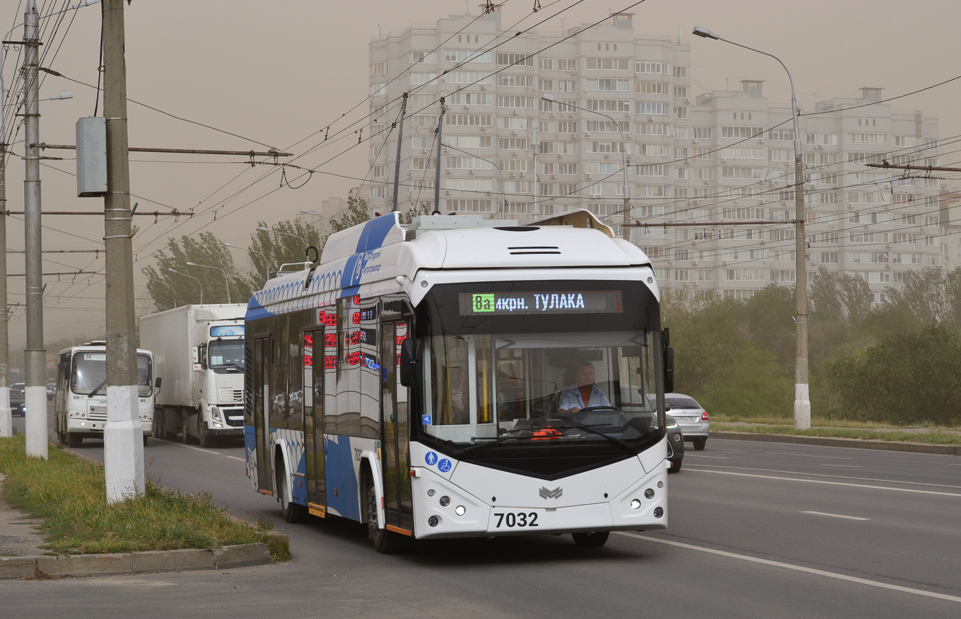 Волгоград, БКМ 32100D № 7032
