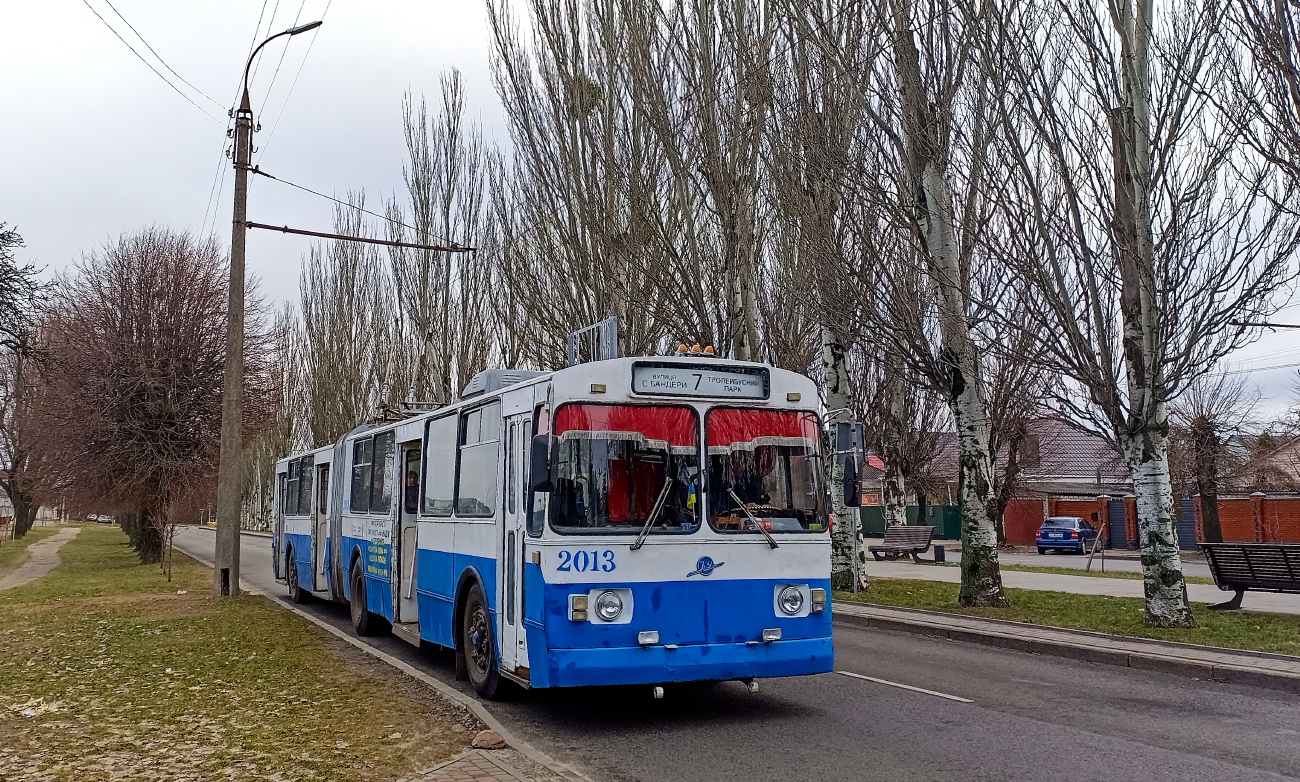 Черкассы, ЗиУ-683Б [Б00] № 2013