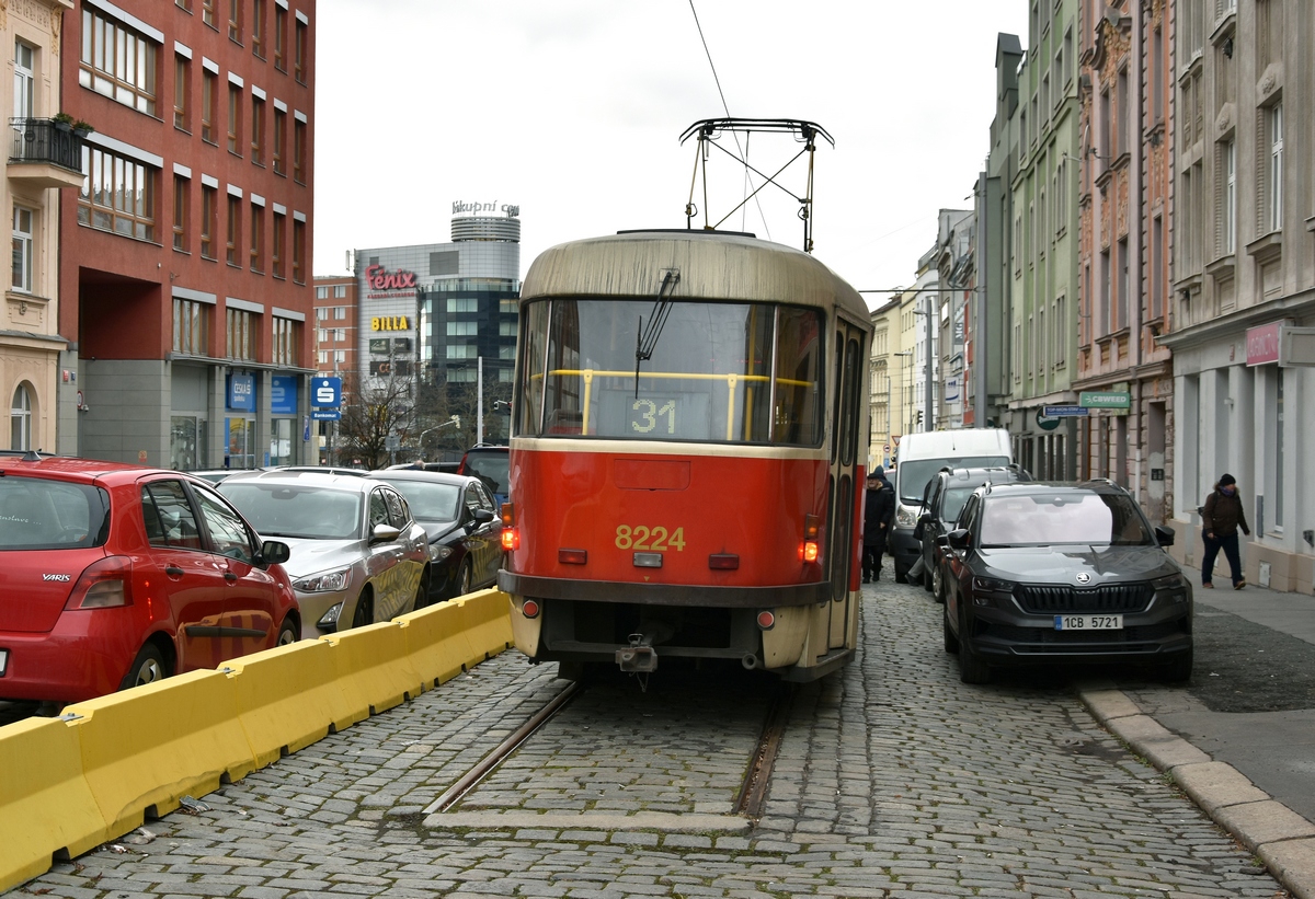 Прага, Tatra T3R.P № 8224