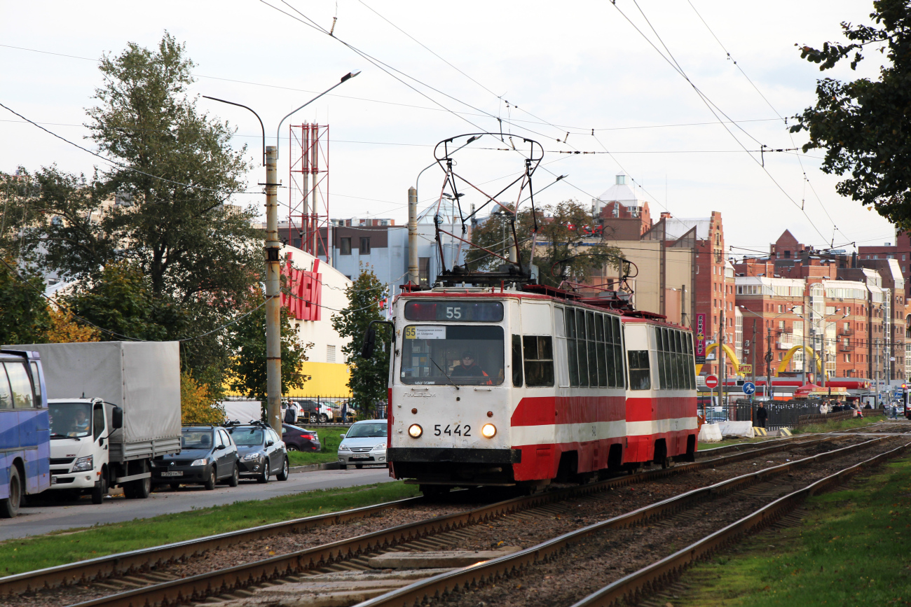 Санкт-Петербург, ЛМ-68М № 5442