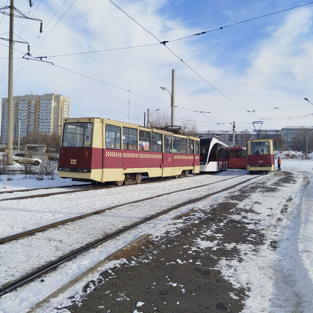 Krasnojarsk, 71-605A # 222; Krasnojarsk, 71-605 (KTM-5M3) # 177 Krasnojarsk, 71-605A # 222; Krasnojarsk, 71-605 (KTM-5M3) # 177