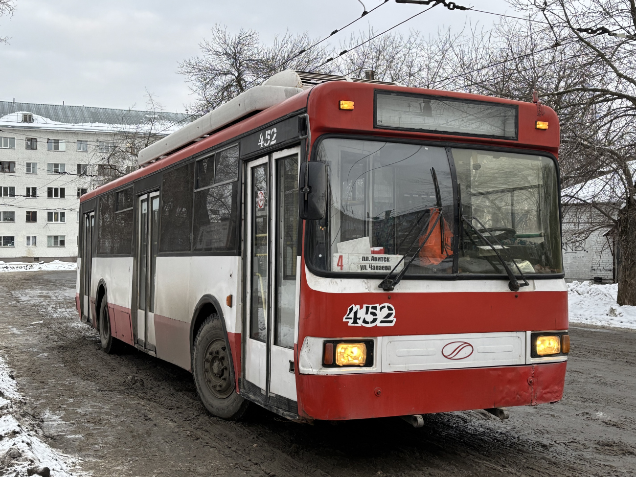 Киров, БТЗ-52764Р № 452
