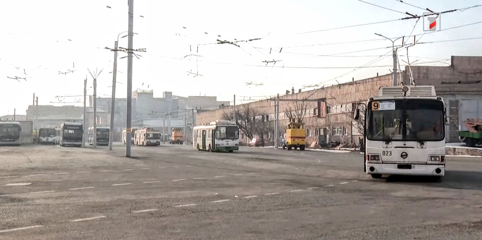 Jerewan, LiAZ-5280 Nr. 023