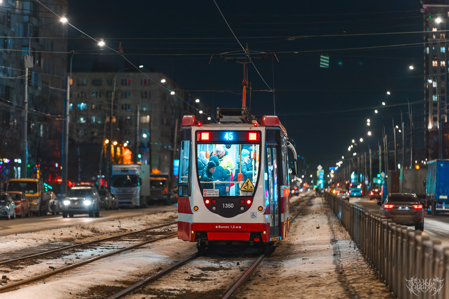 Санкт-Петербург, 71-134А (ЛМ-99АВН) № 1350 Санкт-Петербург, 71-134А (ЛМ-99АВН) № 1350