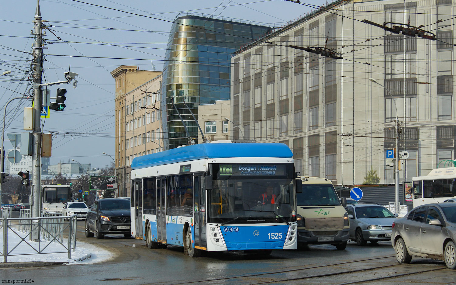 Новосибирск, УТТЗ-6241.01 «Горожанин» № 1525