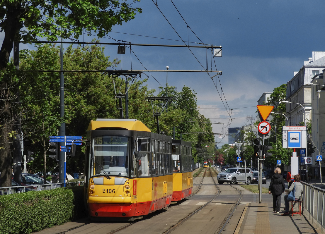 Варшава, Konstal 105N2k/2000 № 2106