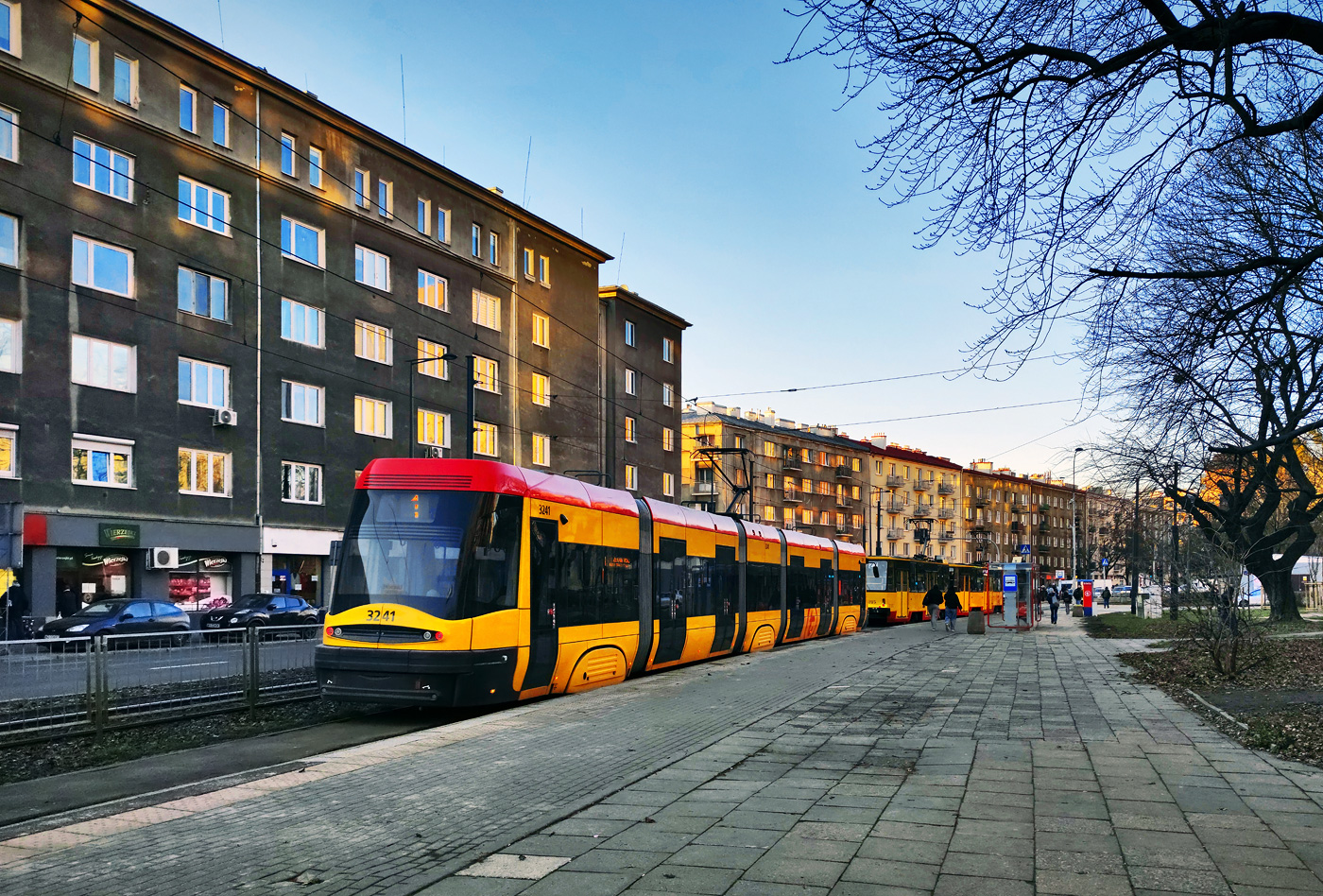 Варшава, PESA Swing 120Na № 3241