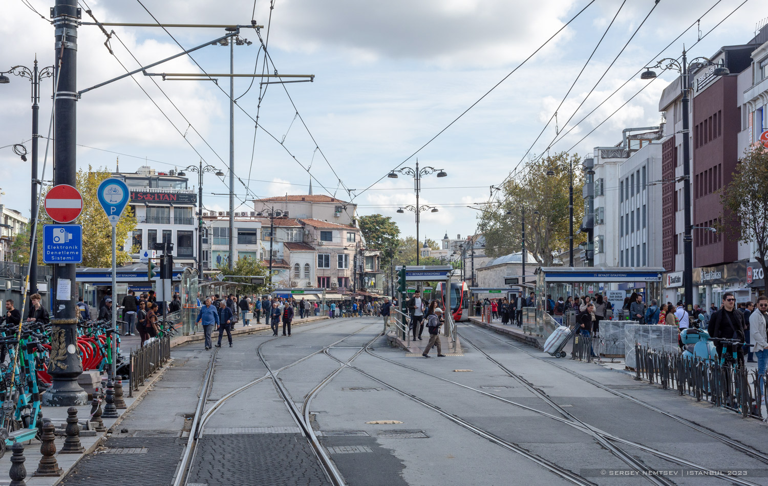 Стамбул — Трамвайная линия T1 (Kabataş — Bağcılar) — Разные фотографии