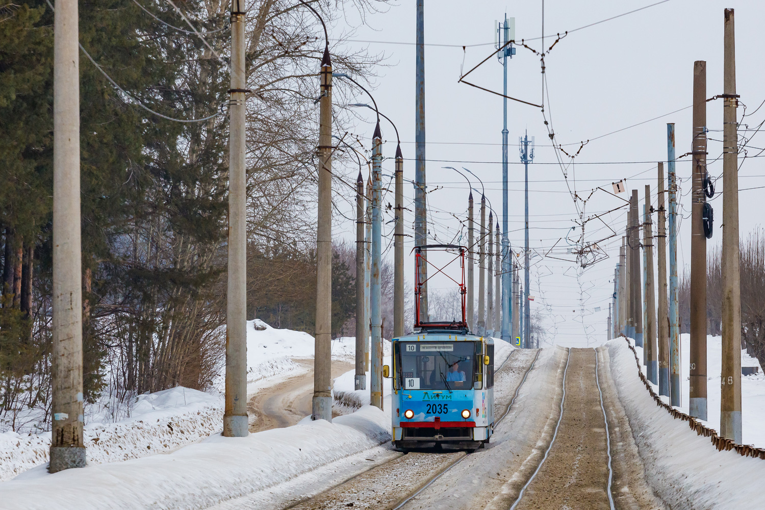 Ižkar, Tatra T6B5SU # 2035