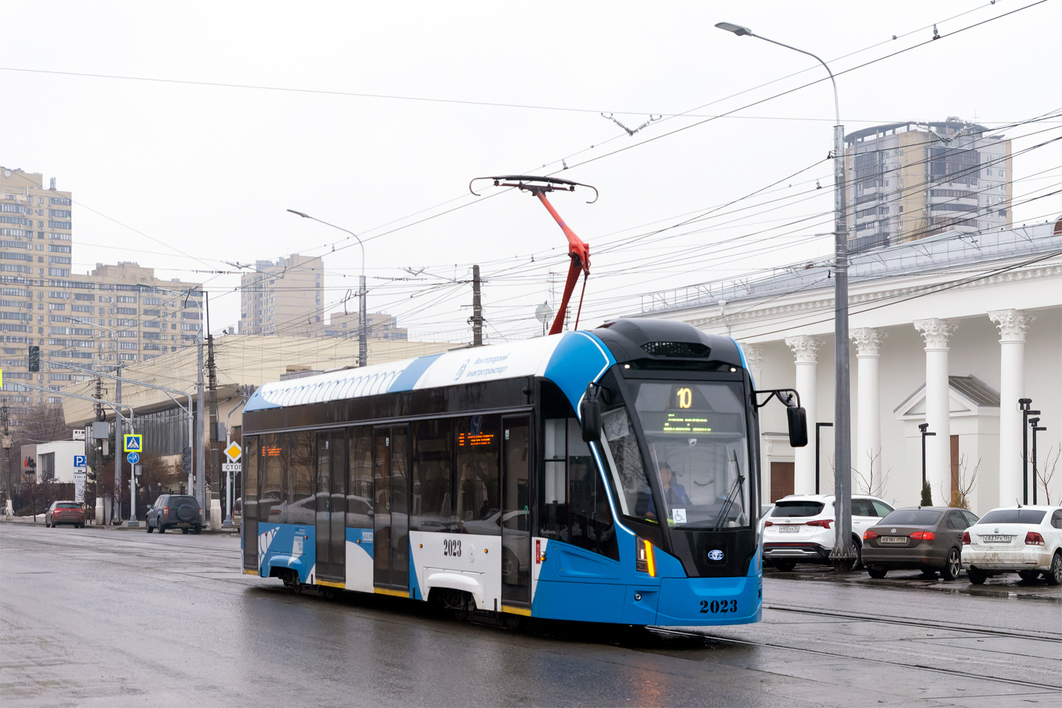 Volgograd, 71-911EM “Lvyonok” č. 2023