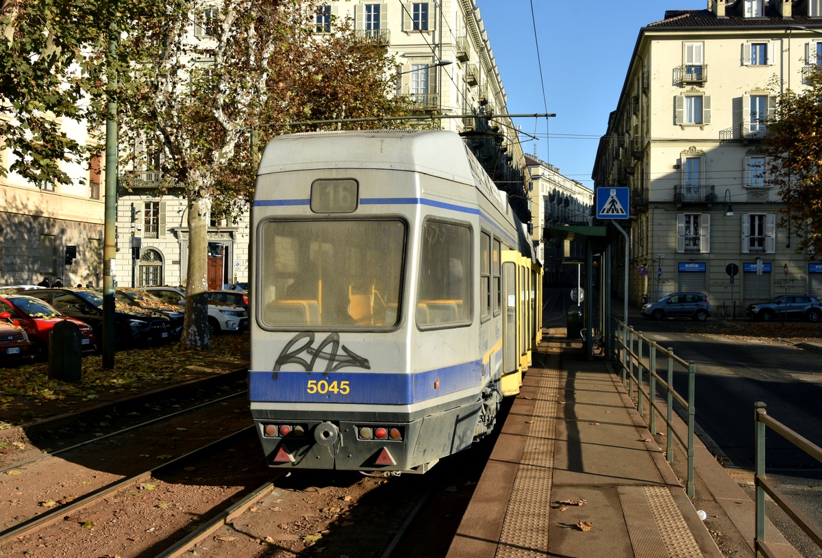 Turin, GTT series 5000 № 5045 Turin, GTT series 5000 № 5045