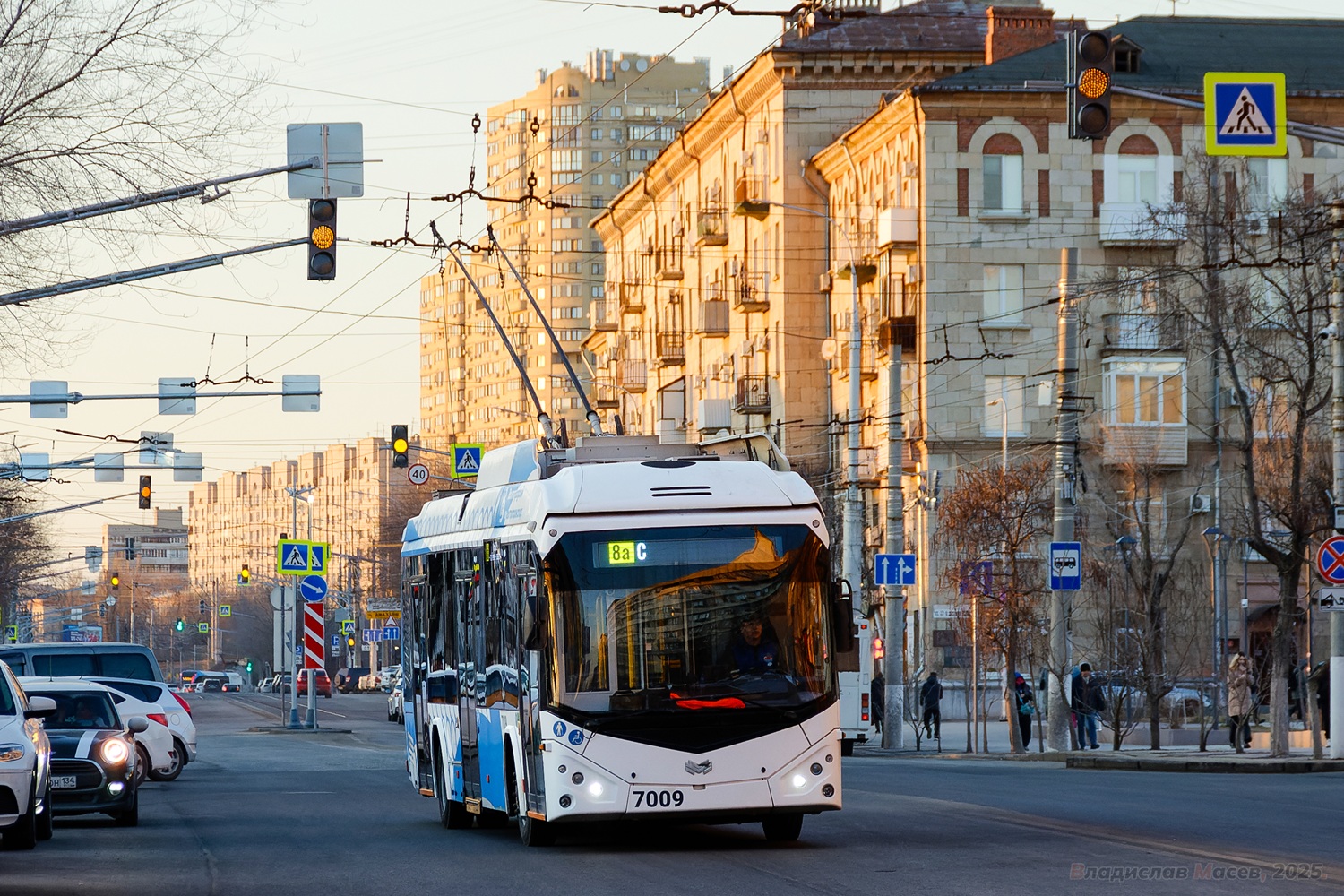 Волгоград, БКМ 32100D № 7009