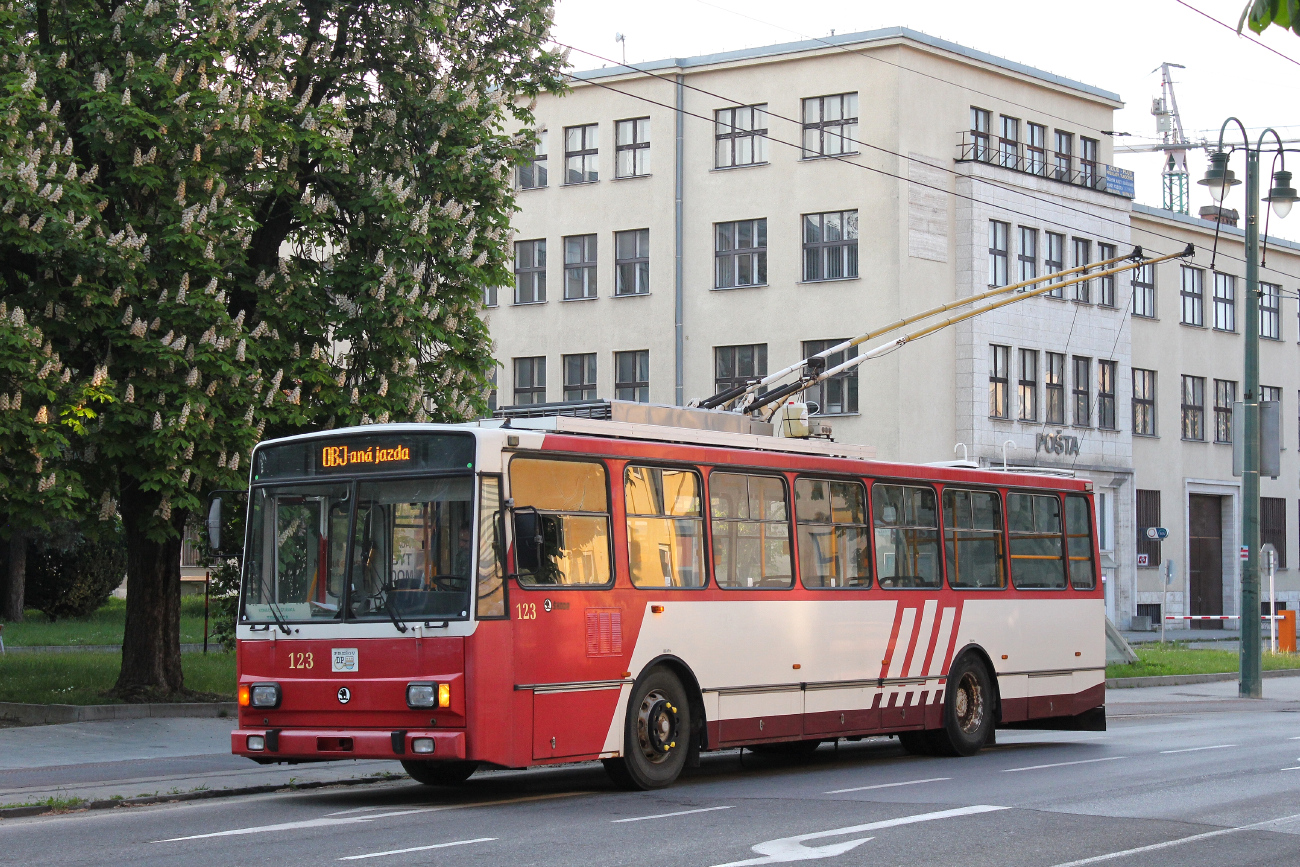 Прешов, Škoda 14Tr17/6M № 123