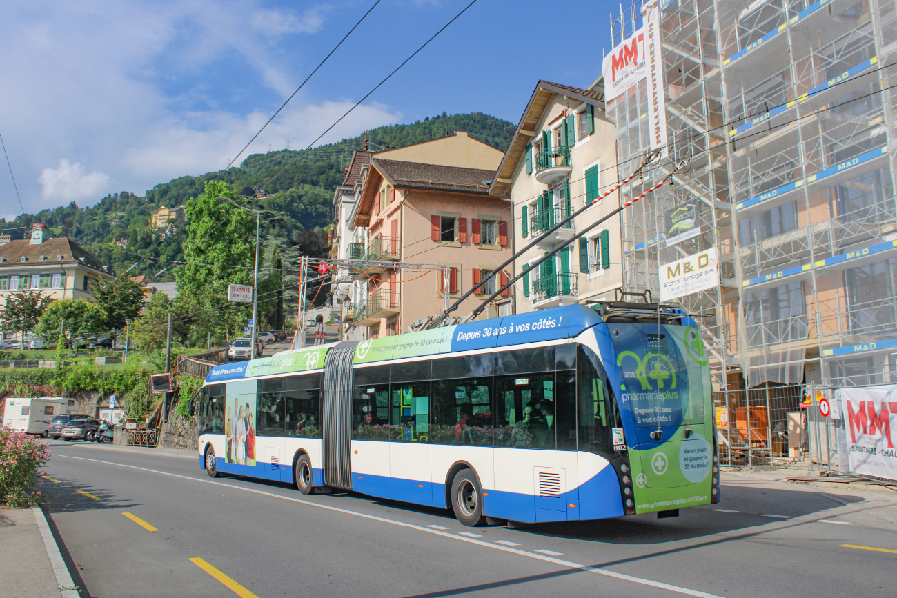 Вёве — Монтрё — Блоне, Van Hool Exqui.City 18 № 802